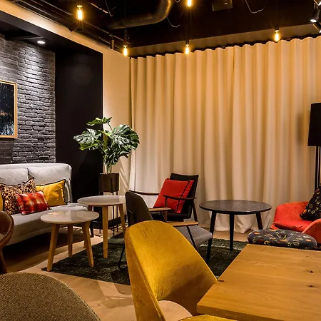 Laz' Urbain Hotel 4*