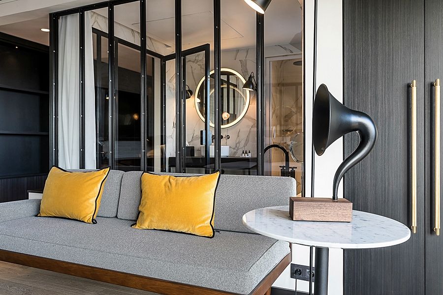 Laz' Urbain 4* Parigi